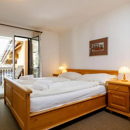 아파트 Residenza Chesa Margun 57-3 By Interhome 주를레